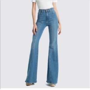 Alice and Olivia seamed Bell “Beautiful “